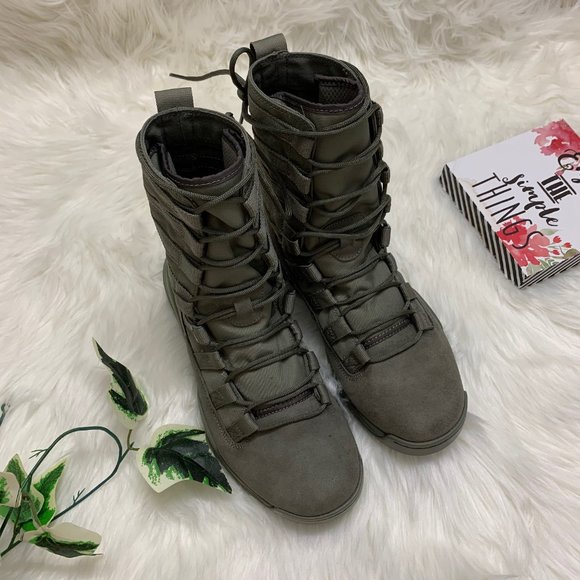 nike military boots sage green